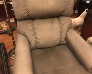 Pr. Lazy Boy Recliners.