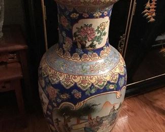 29" Oriental Vase.