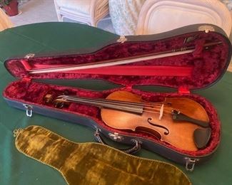 Violin created by Michael Boller a student of Stradivarius.  The violin is inscribed 1789
Michael Boller Mittenwald an der Ifer.  The violin has been authenticated and comes with a fine bow.  It was brought to the US in 1913 by Geman music teacher Clemens Wilkmann.  