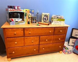 Basset kids bunkbeds & mattress with matching bookcase, nightstand and dresser