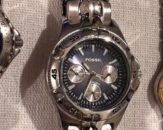 Men's Fossil watches - like new