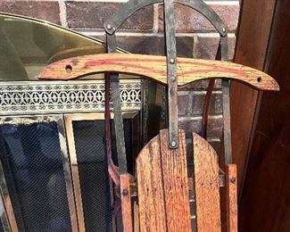 Vtg. Childs Royal Racer wood sled - great condition 