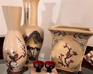 Lot of beautiful Asian items - many with the original boxes 