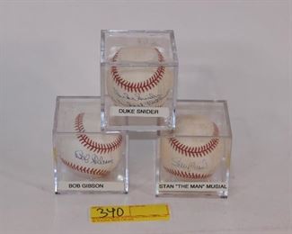3 B. Gibson, S. Musial, D. Snider signed balls