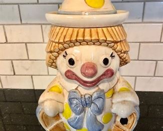 1960’s Clown Cookie Jar by Treasure Craft. Made in the USA