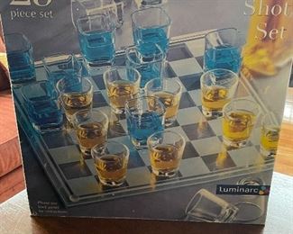 Checkers shot glass set 
