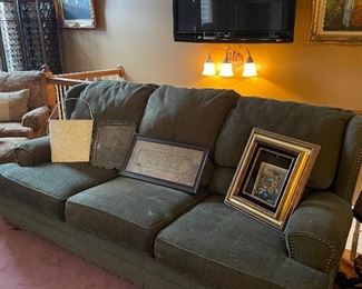 Broyhill sofa 