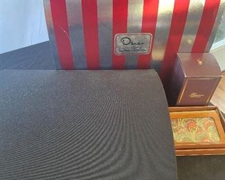Oscar de la renta perfume set 