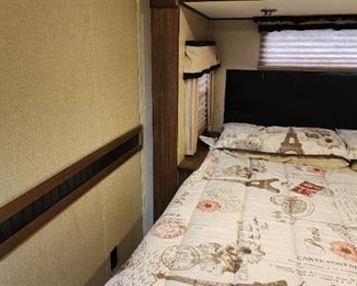 2014 Solitude 573 Travel 5th wheel RV By Grand Design. 38 feet and 16000 pounds in total.  Type S. This is in unbelievable condition and a must-see. New leather sofa and love seat reclining and an awesome fireplace 