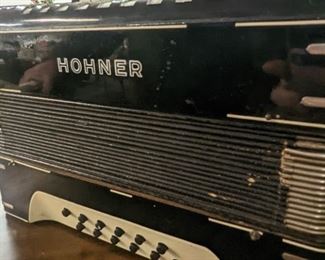  Hohner black accordion