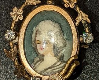 Victorian hand painted brooch