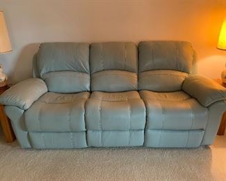 Leather electrical recliner sofa