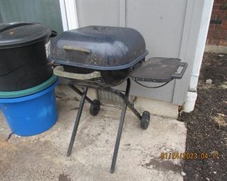 Charcoal grill