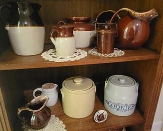 Crocks / McCoy / Brown Drip Pottery