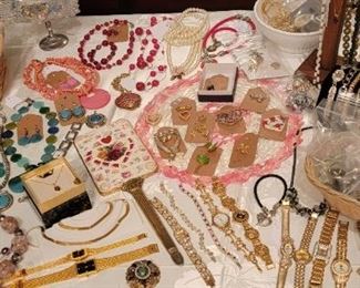 Lots of jewelry in bags too!