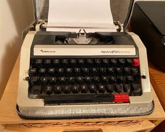 Remington manual typewriter
