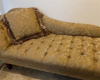 fainting sofa