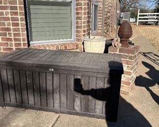 deck storage box