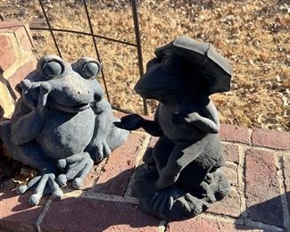 concrete garden frog figurine