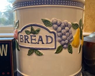 Italian bread canister