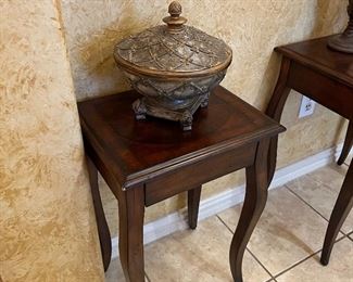 small footed table