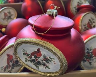 cardinal Christmas ornament