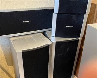 Pioneer stereo speaker system