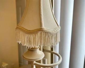 Vintage ivory vanity w/ 2 lamps, 3-way mirror, and 6 drawers