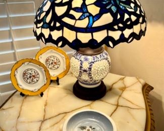 Stained glass lamp - bottom lights up as well