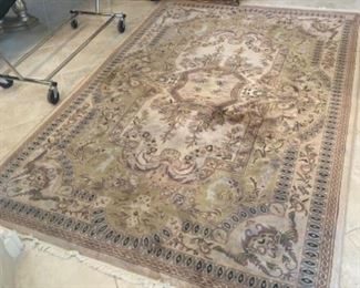 6' x 9' oriental rug - pale lavender and sage green