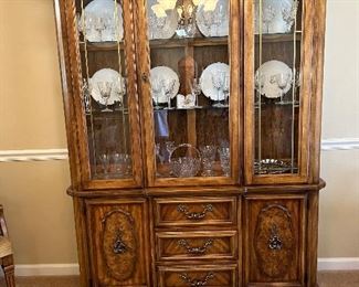 Matching beautiful China cabinet excellent shape/ will sell separately