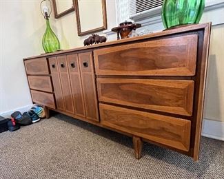 American of martinsville lowboy with mirrors and blenko lamps