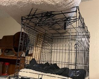 Small Dog Cage/Carrier