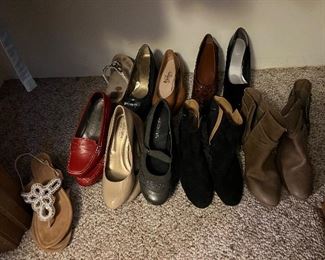 Women’s shoes and boots sizes 8-9