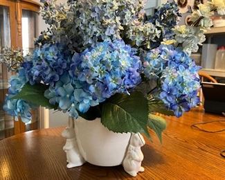 Gorgeous Bunny Vase and Flower Arrangement