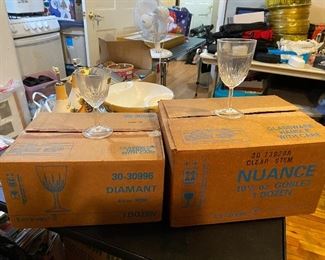 White wine and red wine glasses, a set of 12 in each box. Never used