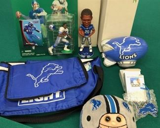 Barry Sanders Starting Lineup 1998 Edition New in Package, 2 Barry Sanders Bobbleheads