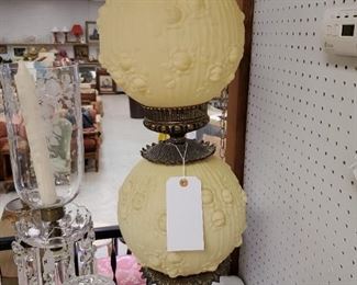 Vintage Fenton Lamp