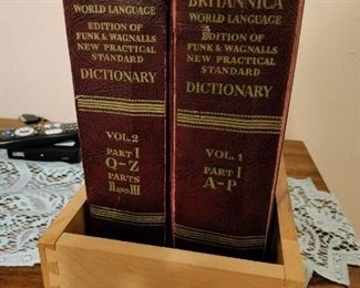 Britannica World Language Dictionary 