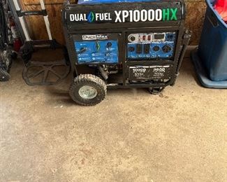 10000, electric start generator with 2 hours on it