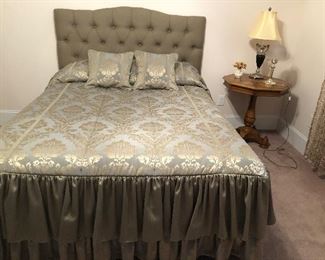 Beautiful Bed w/Upholstered Headboard 