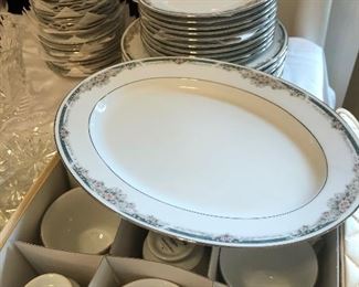 Noritake Set of Dinnerware
Enhancement Pattern
