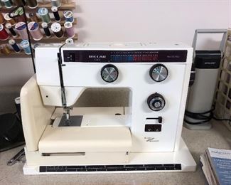 Ricardo Sewing Machine 