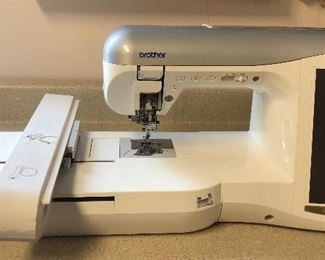 Brother Innovis 4000D