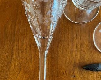 Large set this pattern