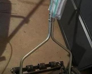 Manual vintage mower