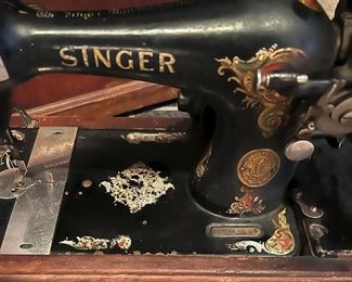 Made January 8, 1910; Serial #2019463                        Model G9225655