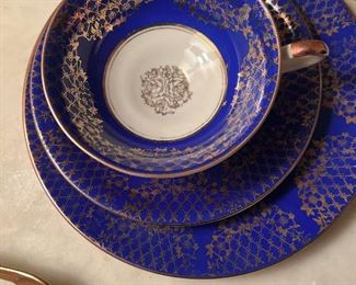 Only 1 - Dessert set