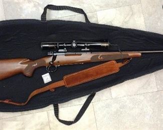 WINCHESTER MODEL TD 30-06 SPRING  WITH LEOPOLD SCOPE, HAS STRAP AND ALLEN SOFT CASE