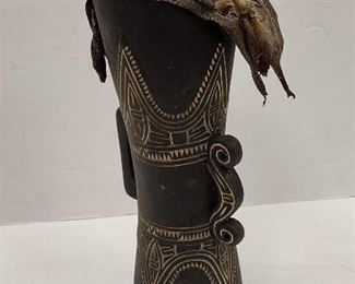 PAPUA NEW GUINEA DRUM WITH LIZARD SKIN